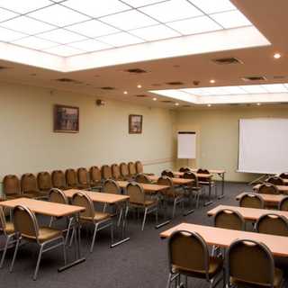 Большой зал для конференций и семинаров